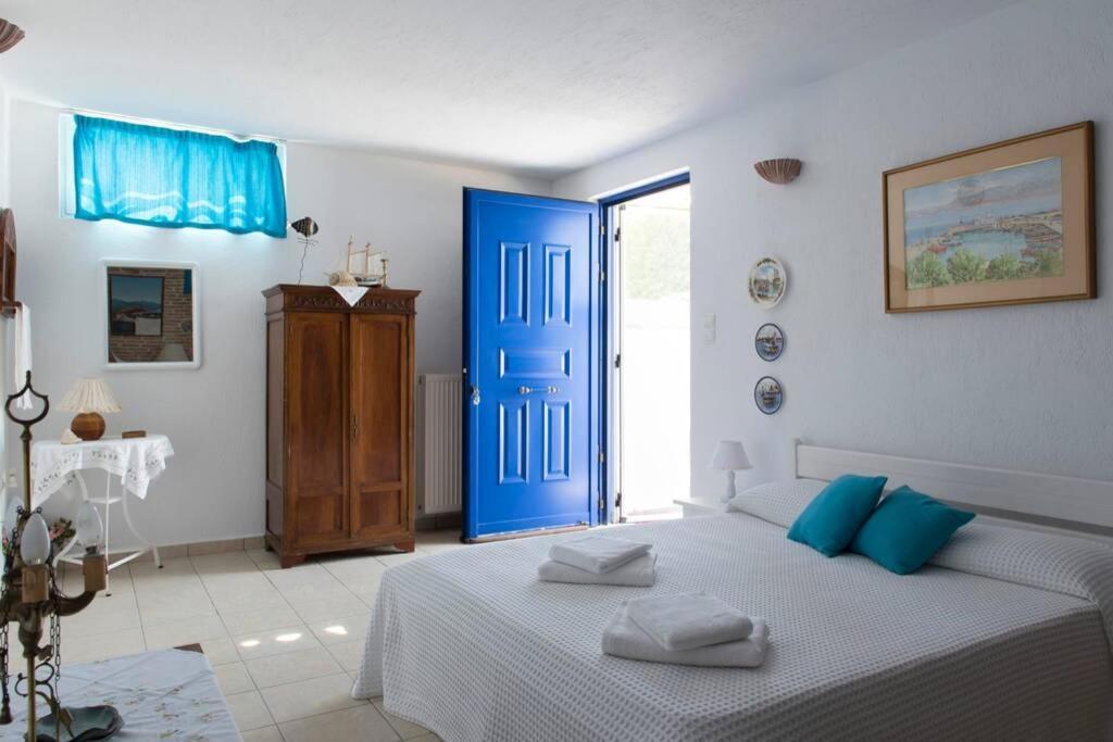 Palmaya Villa, Unique Seafront Experience Vagia  Eksteriør billede